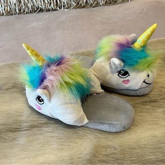 UNICORN Plush Slippers Rainbow Puffy Novelty Smiling Comfy Cozy Cute 7 8 White - Picture 1 of 15